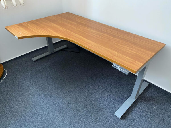 Höhenverstellbarer Tisch L-Form ErgoWork