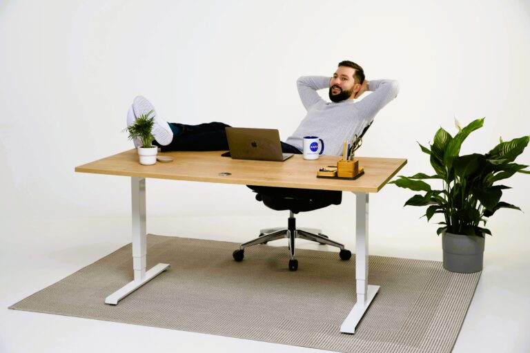 2025 Black Friday Angebote Höhenverstellbare Tische